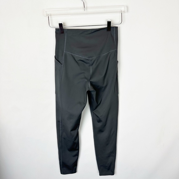 Girlfriend Collective Pocket Tight High Rise Smoke Small - Picture 5 of 7